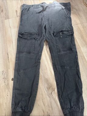 Women’s Black Cargo Jogger Pants - Casual Utility Style
